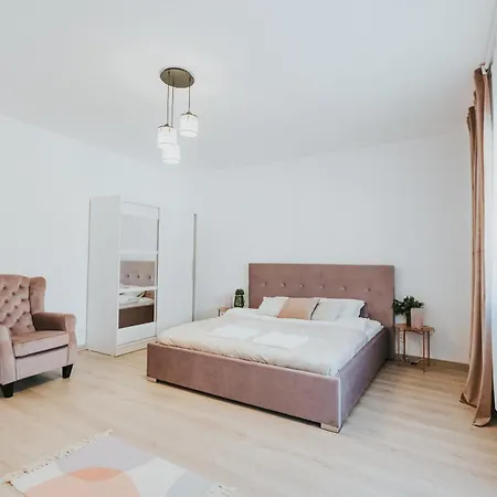 Victoria One Apartments Brasov Exterior photo